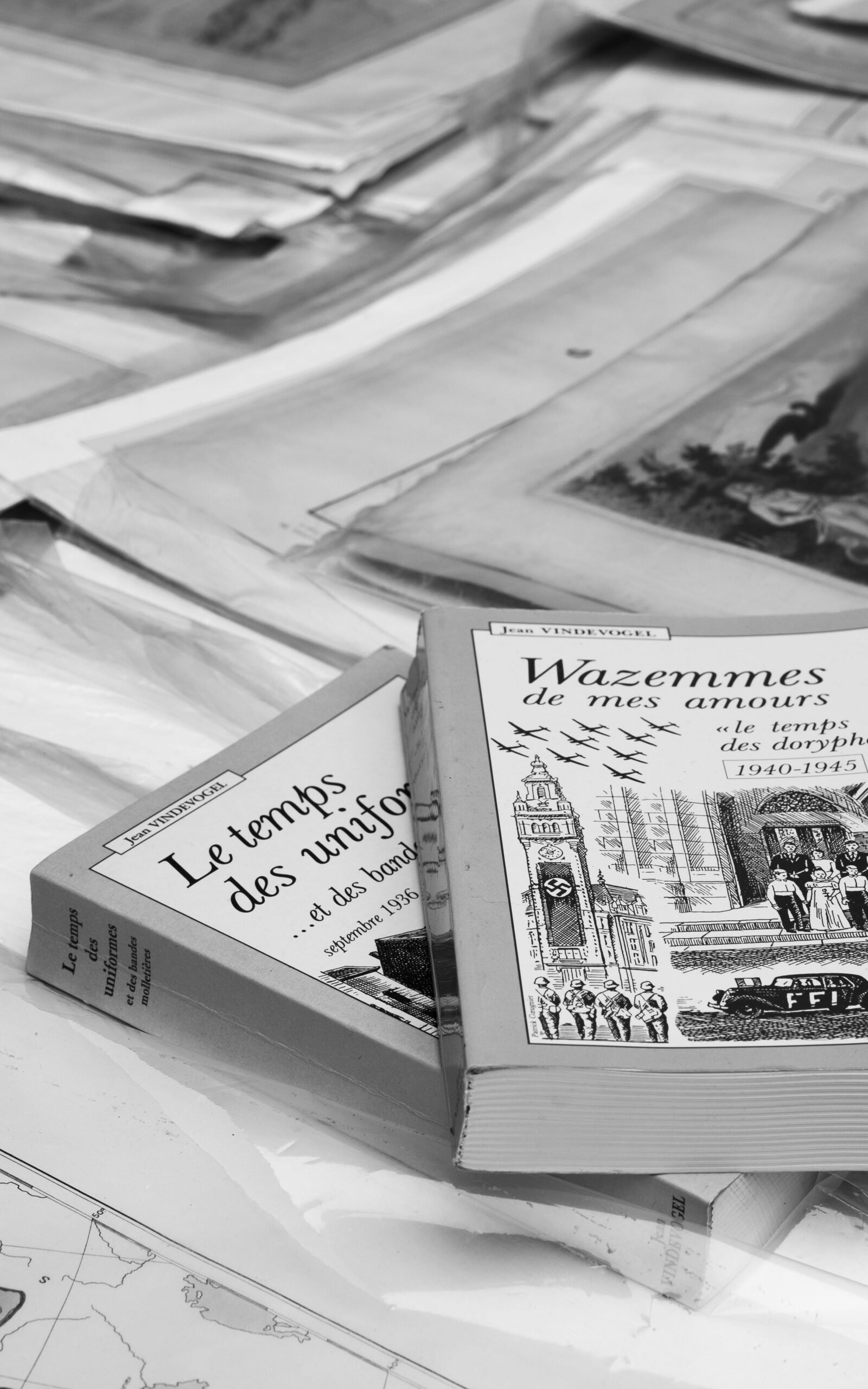 Firefighters battling blaze at Kafo Jiginew headquarters in Bamako.